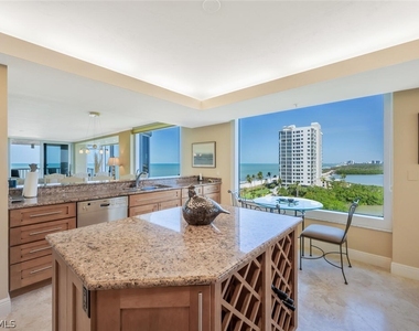 20 Seagate Drive - Photo Thumbnail 12