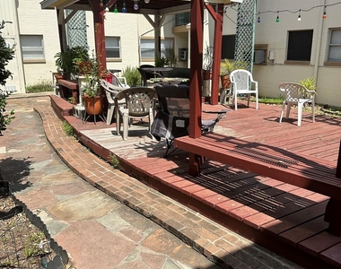 301 Avondale Street - Photo Thumbnail 14