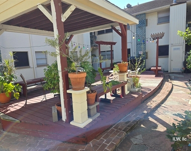 301 Avondale Street - Photo Thumbnail 3
