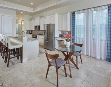 1119 Ridge Street - Photo Thumbnail 8