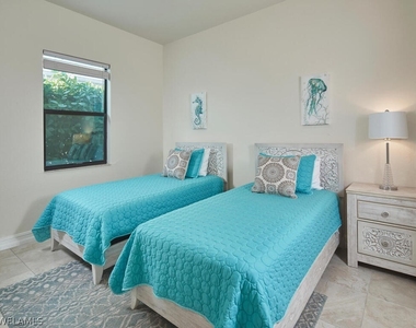 1119 Ridge Street - Photo Thumbnail 17