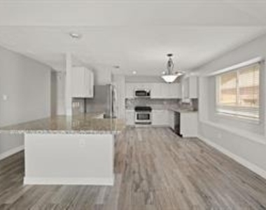 18223 Drum Heller Lane - Photo Thumbnail 2