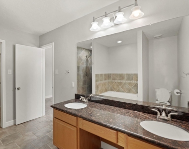 18223 Drum Heller Lane - Photo Thumbnail 5