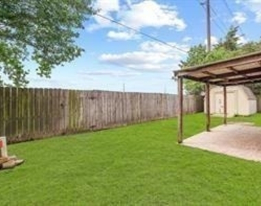 18223 Drum Heller Lane - Photo Thumbnail 8