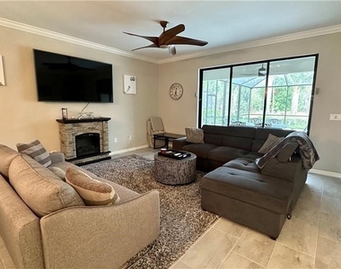 19347 Elston Way - Photo Thumbnail 4