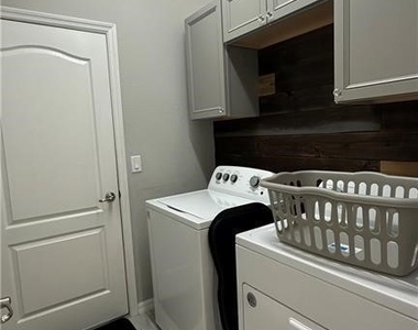 19347 Elston Way - Photo Thumbnail 13