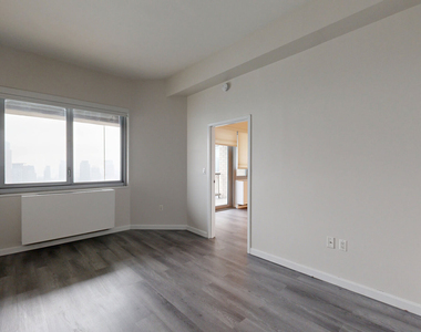 401 E 34th St - Photo Thumbnail 4