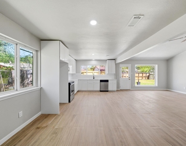 7530 Millbrae Lane - Photo Thumbnail 3