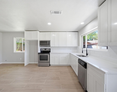 7530 Millbrae Lane - Photo Thumbnail 4