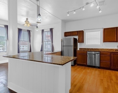 2102 Avenue O 1/2 - Photo Thumbnail 7