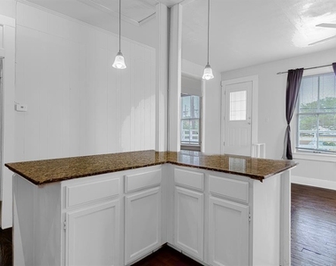 2102 Avenue O 1/2 - Photo Thumbnail 6