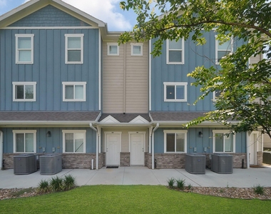 21155 Gosling Road - Photo Thumbnail 2