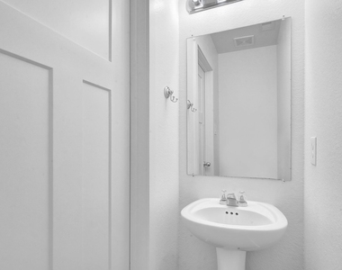 21155 Gosling Road - Photo Thumbnail 10