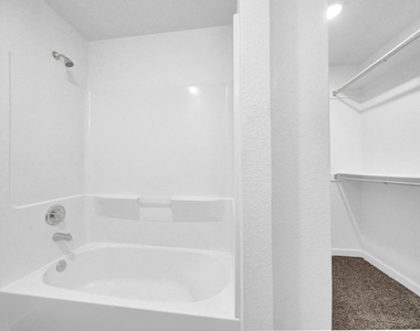 21155 Gosling Road - Photo Thumbnail 14
