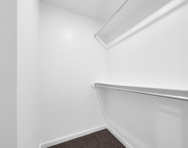 21155 Gosling Road - Photo Thumbnail 15
