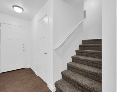 21155 Gosling Road - Photo Thumbnail 6