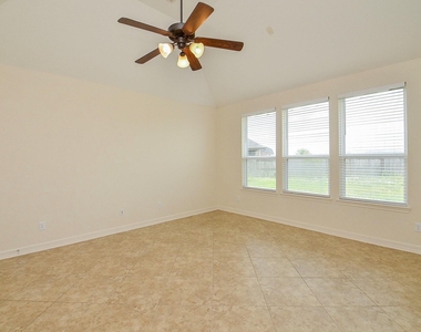 6510 Arroyo Springs Lane - Photo Thumbnail 8