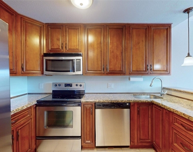 793 Davis Road - Photo Thumbnail 2