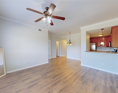 793 Davis Road - Photo Thumbnail 33