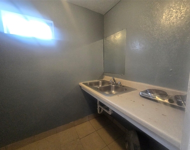 4902 Fm 1765 - Photo Thumbnail 6