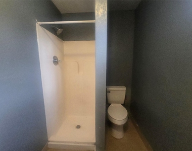 4902 Fm 1765 - Photo Thumbnail 4
