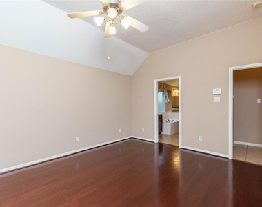 2201 Signal Hill Drive - Photo Thumbnail 28