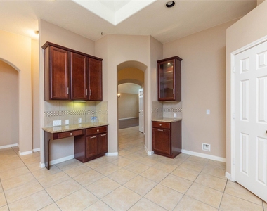 2201 Signal Hill Drive - Photo Thumbnail 26