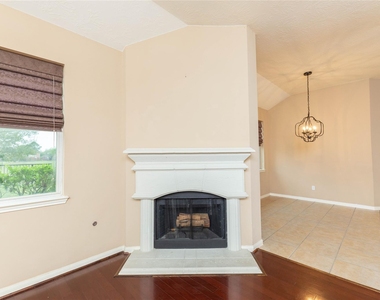 2201 Signal Hill Drive - Photo Thumbnail 19
