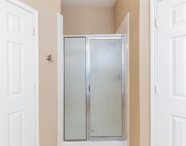 2201 Signal Hill Drive - Photo Thumbnail 38