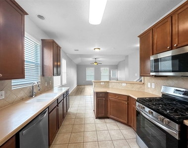 20146 Jasper Oaks Drive - Photo Thumbnail 4