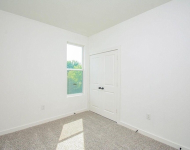 4358 Clover Street - Photo Thumbnail 26