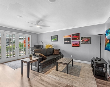 505 Westcott Street - Photo Thumbnail 1