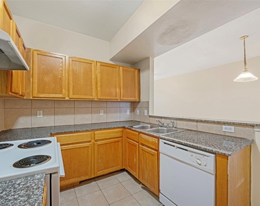 4515 Perry Street - Photo Thumbnail 9