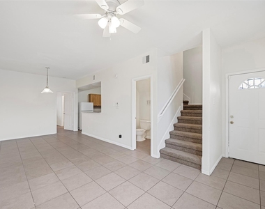 4515 Perry Street - Photo Thumbnail 3