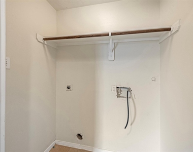 4515 Perry Street - Photo Thumbnail 23
