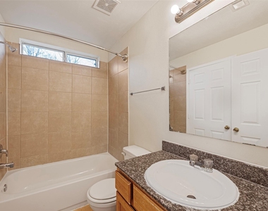 4515 Perry Street - Photo Thumbnail 14