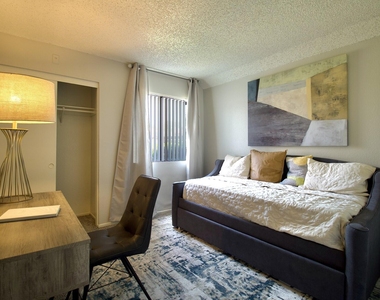 200 S Linden Ave - Photo Thumbnail 11