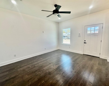 6926 Paris Street - Photo Thumbnail 1