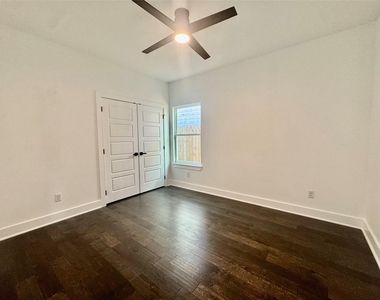 6926 Paris Street - Photo Thumbnail 16