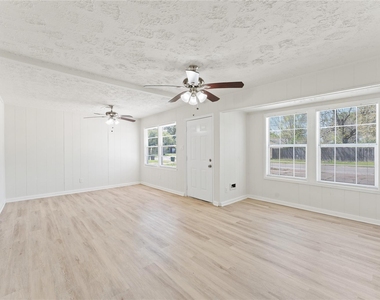 7725 St Lo Road - Photo Thumbnail 4