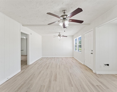7725 St Lo Road - Photo Thumbnail 6