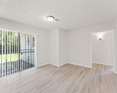 7725 St Lo Road - Photo Thumbnail 11