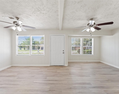 7725 St Lo Road - Photo Thumbnail 5