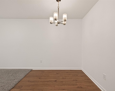 8801 Hammerly Boulevard - Photo Thumbnail 4