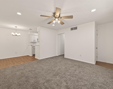 8801 Hammerly Boulevard - Photo Thumbnail 3