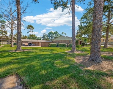 8801 Hammerly Boulevard - Photo Thumbnail 24