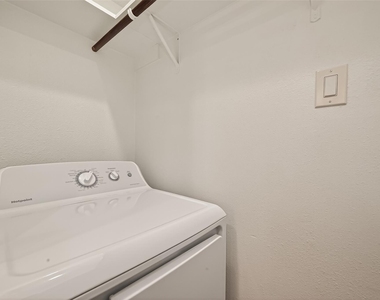 8801 Hammerly Boulevard - Photo Thumbnail 12
