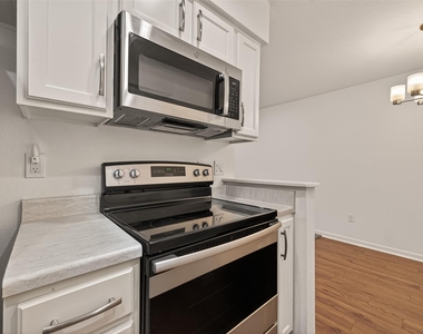 8801 Hammerly Boulevard - Photo Thumbnail 10