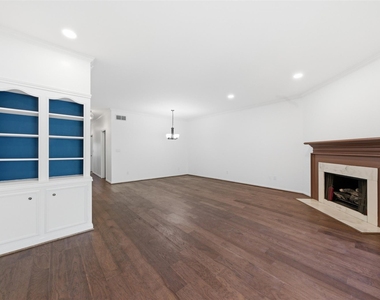 8614 Oakford Drive - Photo Thumbnail 13