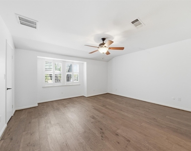 8614 Oakford Drive - Photo Thumbnail 26